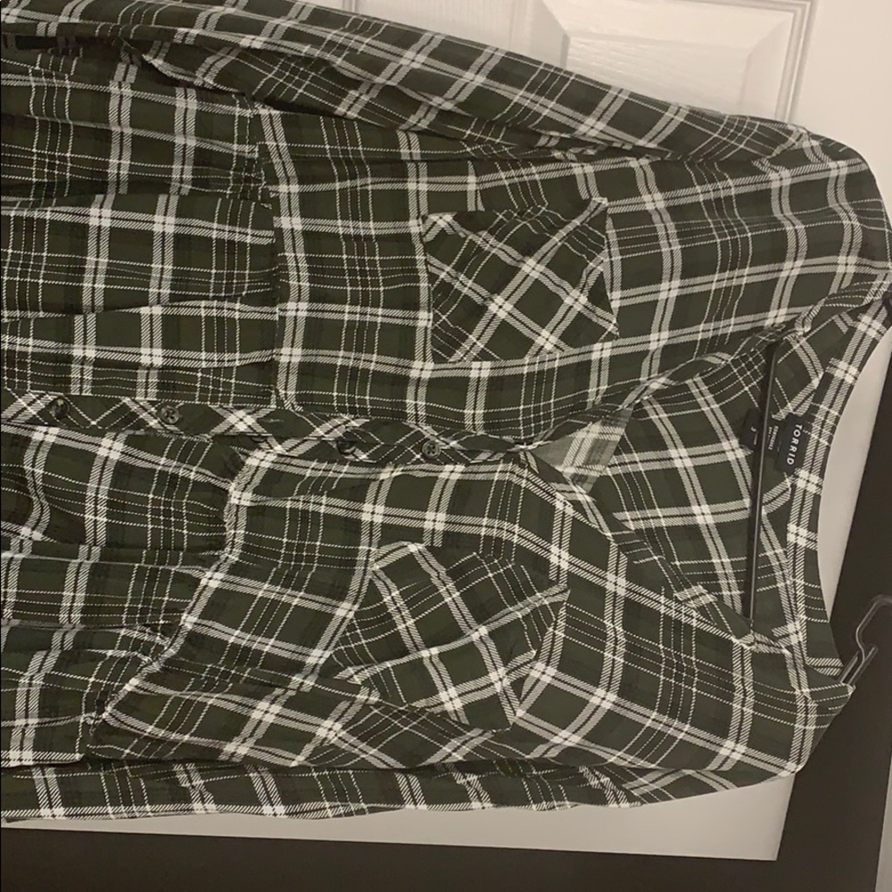 Size 3 Torrid Green Plaid Babydoll Top
